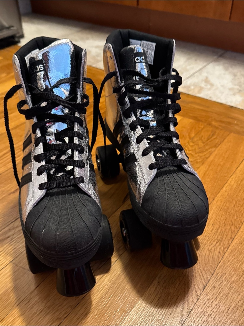 Adidas Superstar Silver High-Top Roller Skates - Picture 13 of 15